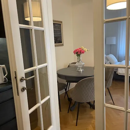 Mama Apartment Smederevo