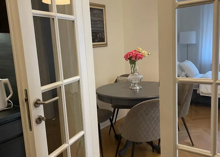 Mama شقة سميديريفو